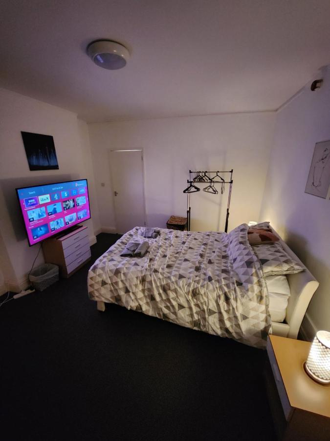 Nice Cosy Flat. Walking Distance To City Nottingham Bagian luar foto